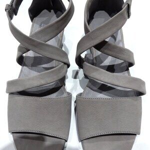 Eileen Fisher Taupe Gray Nubuck Wedge Sandals in Size 9 (NWOB)